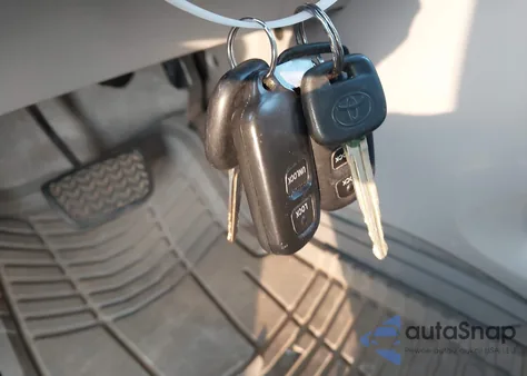 2005 Toyota Highlander V6 из США, поврежденный, VIN JTEGP21A350067787